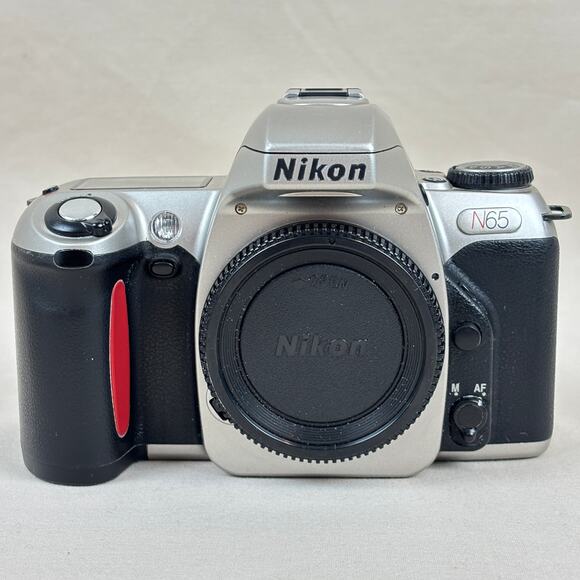 Nikon N65 35mm SLR Film Camera Bundle w/ 2 Quantaray Lenses 28-90mm 70-300mm - Picture 7 of 12